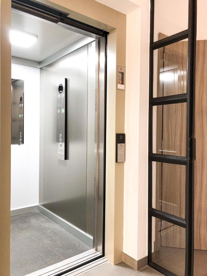 זלזטה Hotel Italia מראה חיצוני תמונה